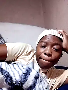 sexyhotchic93 online show from October 16, 2025, 8:15 am