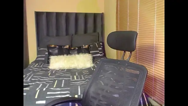 Snapshot of NawtyLisa chatting on May 28, 2026, 7:00 pm NawtyLisa online show from May 28, 2026, 7:00 pm