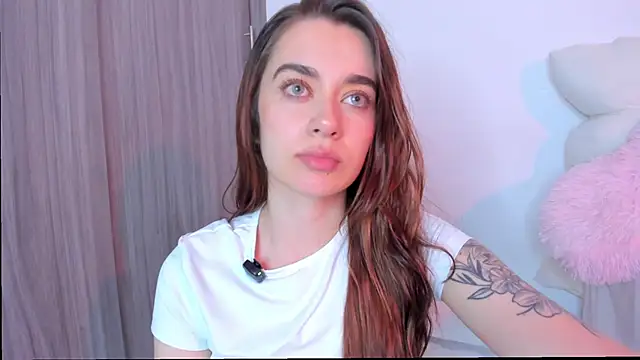 MissLana77 online show from March 4, 2026, 1:11 am