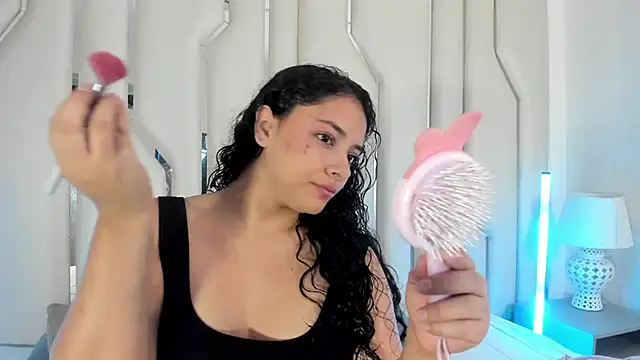 Angellit Afrodita  online show from June 10, 2026, 10:03 am