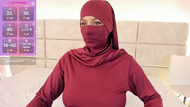  Nadiaa online show from September 12, 2025, 7:14 pm