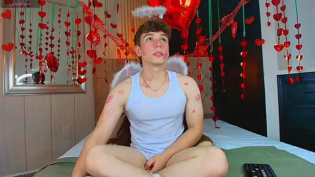 Snapshot of TaylerWhite chatting on September 20, 2025, 1:23 pm TaylerWhite online show from September 20, 2025, 1:23 pm