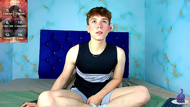 Snapshot of TaylerWhite chatting on November 2, 2025, 1:24 pm TaylerWhite online show from November 2, 2025, 1:24 pm