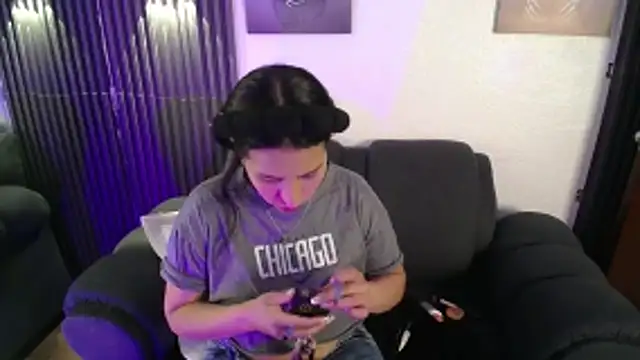 Mia garcia28 online show from October 16, 2025, 8:10 pm