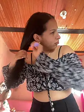 Mia garcia28 online show from November 28, 2025, 5:26 pm