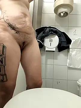 Junani2231 online show from November 28, 2025, 3:20 am