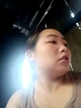 PhamPhung online show from October 25, 2025, 2:41 am