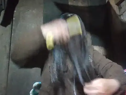 PhamPhung online show from November 16, 2025, 1:06 pm