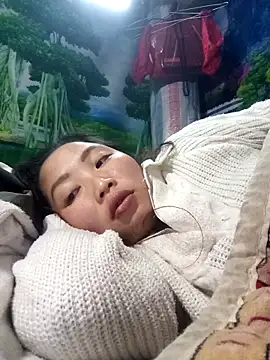 PhamPhung online show from February 8, 2026, 11:52 pm