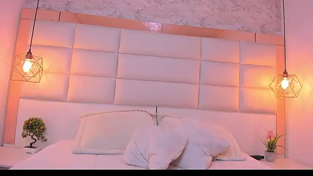 Snapshot of Dali_collin chatting on March 20, 2026, 12:43 pm Dali collin online show from March 20, 2026, 12:43 pm