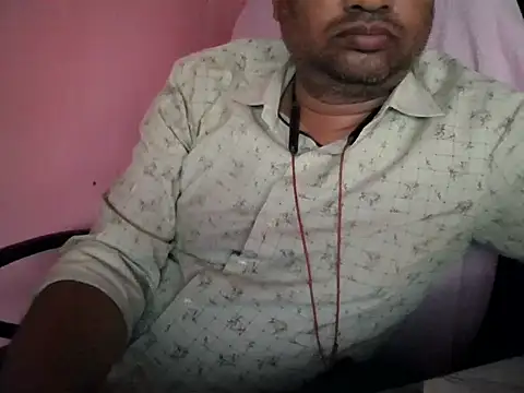 Snapshot of sexy_boy_hot_lund chatting on May 21, 2026, 10:11 am sexy boy hot lund online show from May 21, 2026, 10:11 am