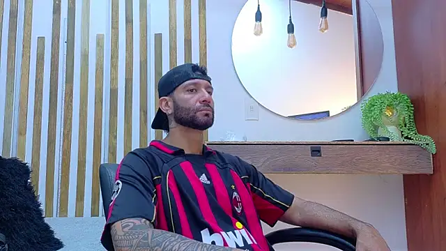 Snapshot of yorbymaxx chatting on February 25, 2026, 1:43 pm yorbymaxx online show from February 25, 2026, 1:43 pm