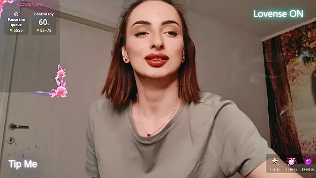 Snapshot of AuraPure chatting on September 14, 2025, 7:57 pm AuraPure online show from September 14, 2025, 7:57 pm