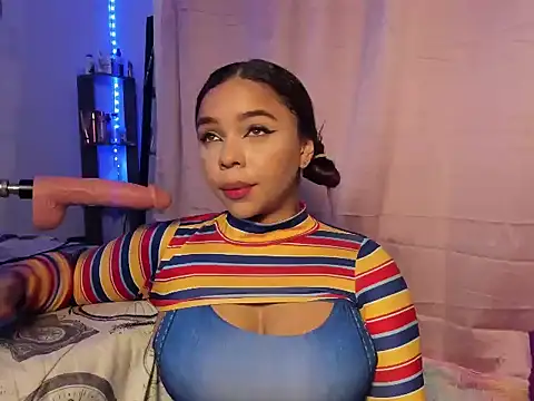 ImSofiVega online show from October 29, 2025, 5:36 pm