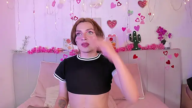 Snapshot of Tommy_Lovee chatting on October 10, 2025, 4:55 am Tommy Lovee online show from October 10, 2025, 4:55 am