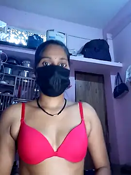 Snapshot of 3USHA chatting on September 25, 2025, 6:28 am 3USHA online show from September 25, 2025, 6:28 am