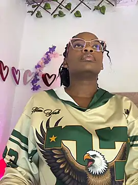 kendra smiitch online show from February 17, 2026, 3:36 am