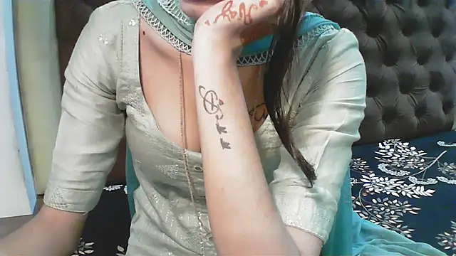 elize   online show from October 10, 2025, 2:21 am