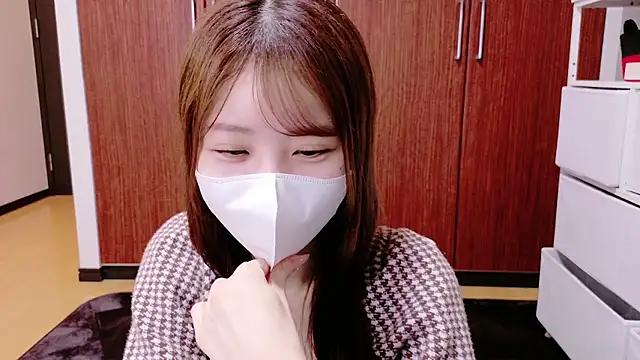 Ema o0 chan online show from October 19, 2025, 11:11 am