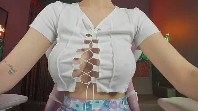 Alice dusk  online show from December 16, 2025, 12:10 pm