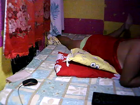 Snapshot of ImSoHorny4uxxx chatting on October 12, 2025, 6:34 am ImSoHorny4uxxx online show from October 12, 2025, 6:34 am