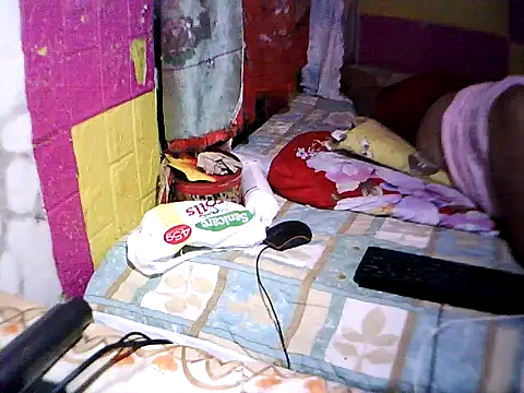 Snapshot of ImSoHorny4uxxx chatting on October 30, 2025, 8:16 am ImSoHorny4uxxx online show from October 30, 2025, 8:16 am