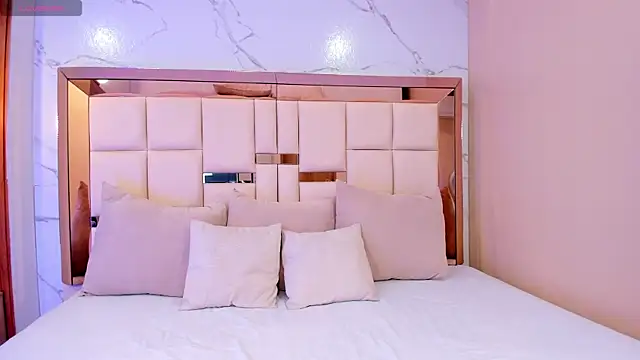 Snapshot of julieta_rosee chatting on February 10, 2026, 10:25 pm julieta rosee online show from February 10, 2026, 10:25 pm