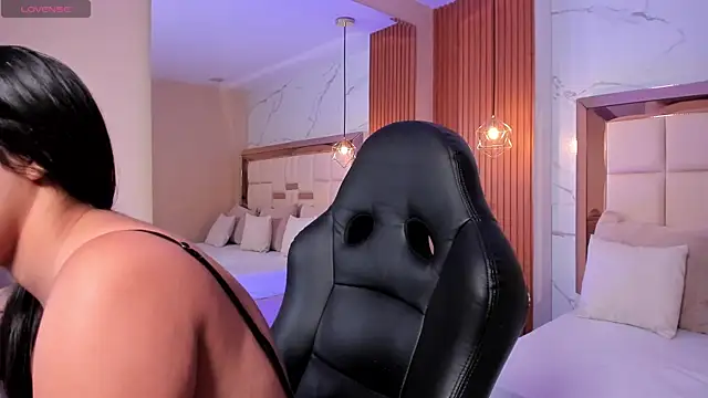 Snapshot of julieta_rosee chatting on February 25, 2026, 10:08 pm julieta rosee online show from February 25, 2026, 10:08 pm