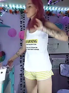 Purple2StayThnxx online show from October 21, 2025, 1:23 pm