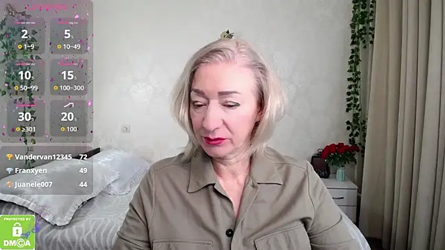 hunters woman online show from November 5, 2025, 12:32 am