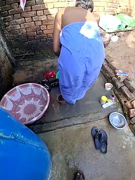 Snapshot of RAYI_Queen_3 chatting on October 11, 2025, 2:44 am RAYI Queen 3 online show from October 11, 2025, 2:44 am