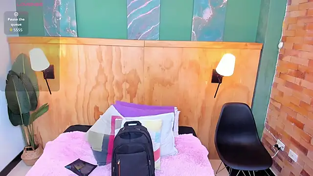 Snapshot of milavega_ chatting on February 7, 2026, 11:58 am milavega online show from February 7, 2026, 11:58 am