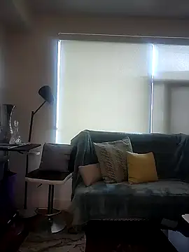 Caramel Lights online show from November 30, 2025, 8:35 pm