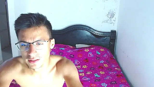 Snapshot of Jacobandluna chatting on November 7, 2025, 12:54 am Jacobandluna online show from November 7, 2025, 12:54 am