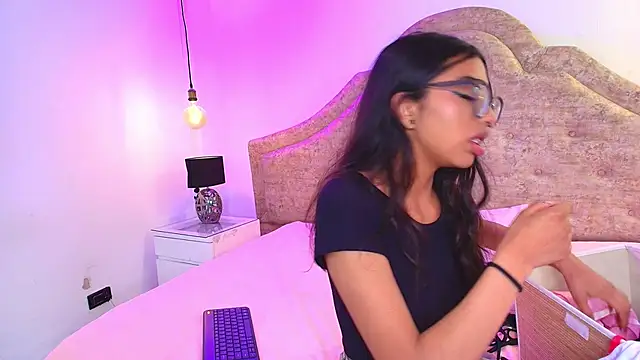 Sphere01 online show from December 19, 2025, 4:41 am