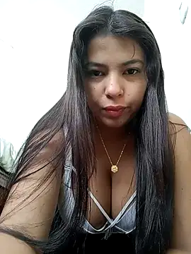 IsabellaLuxe online show from September 16, 2025, 1:45 pm