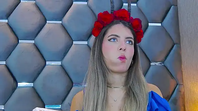 BlaireParker online show from October 31, 2025, 12:28 pm