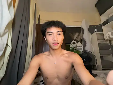 yourhotpinoy online show from April 10, 2026, 7:07 pm