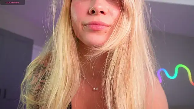 camkeymonkey online show from April 12, 2026, 4:12 pm