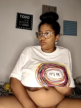 MeliBoobs online show from September 19, 2025, 7:03 pm