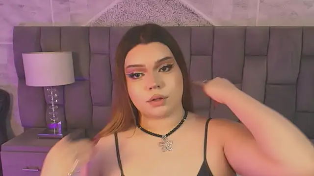 Maxxxine1 online show from November 25, 2025, 6:24 am