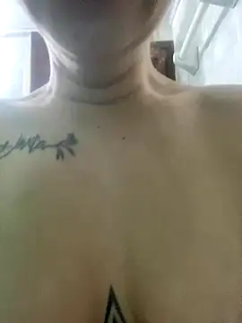 Sallem Pink online show from October 23, 2025, 11:42 am