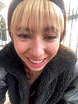 Sallem Pink online show from January 8, 2026, 11:45 am