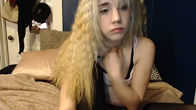 RubySmoke online show from September 18, 2025, 7:10 am