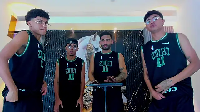 Dominic Max  online show from October 31, 2025, 8:37 am