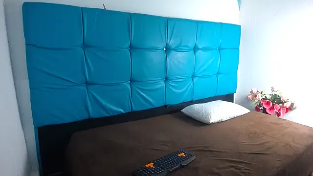 Bunny Petit online show from October 28, 2025, 10:19 am