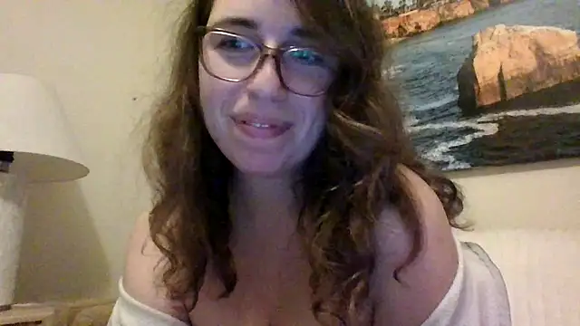sweetsocalgirl online show from April 29, 2026, 5:44 am