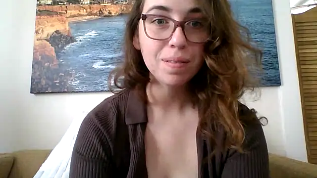 sweetsocalgirl online show from May 4, 2026, 10:50 pm