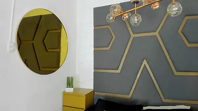 Snapshot of MeganHoffmaan chatting on October 7, 2025, 7:22 pm MeganHoffmaan online show from October 7, 2025, 7:22 pm