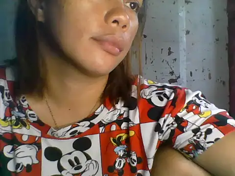 Snapshot of violen786 chatting on November 16, 2025, 7:47 am violen786 online show from November 16, 2025, 7:47 am